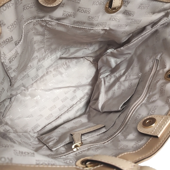 MICHAEL KORS Jet Set Large Embossed Signature Logo Patent Leather Tote Nude - Picture 11 of 12